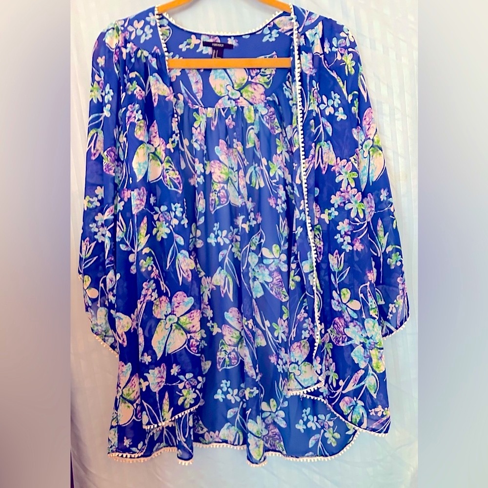 Forever 21 Women Floral Print Lightweight Kimono Cardigan Bat Sleeve lose fit